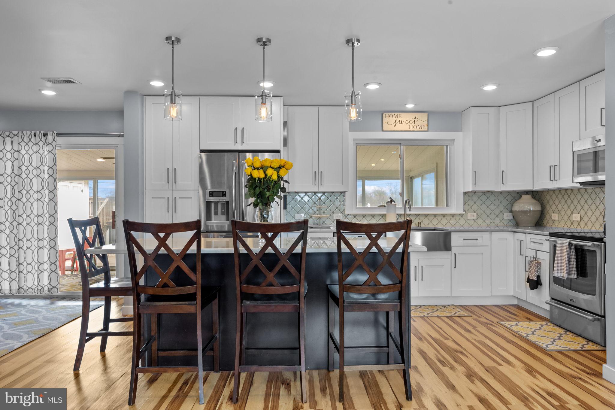 48 Pine Needle Road Levittown, PA 19056 - Photo 6 of 21 Kitchen