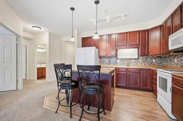 $240,000 | 3800 85th Avenue North, Unit 112, Brooklyn Park, MN 55443