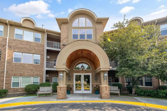 $240,000 | 3800 85th Avenue North, Unit 112, Brooklyn Park, MN 55443