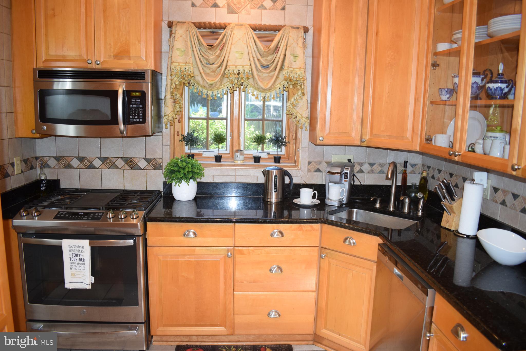 1225 Southview Road Baltimore, MD 21218 - Photo 10 of 40 Gallery Image 10