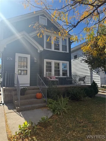 $1,450 | 374 Victoria Boulevard, Buffalo, NY 14217