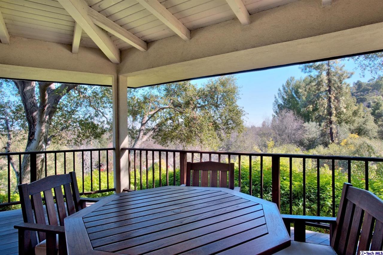1114 Heatherside Road Pasadena, CA 91105 - Photo 29 of 35 a view of a balcony with wooden floor