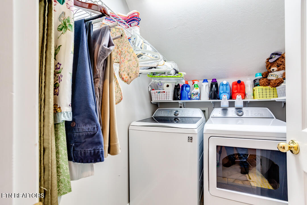 817 Tate Trotter Road Powell, TN 37849 - Photo 32 of 46 020260105-1-817TateTrotterRdPowellTn-SCR