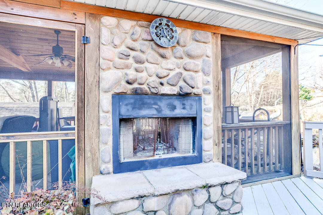 817 Tate Trotter Road Powell, TN 37849 - Photo 37 of 46 041260105-1-817TateTrotterRdPowellTn-SCR