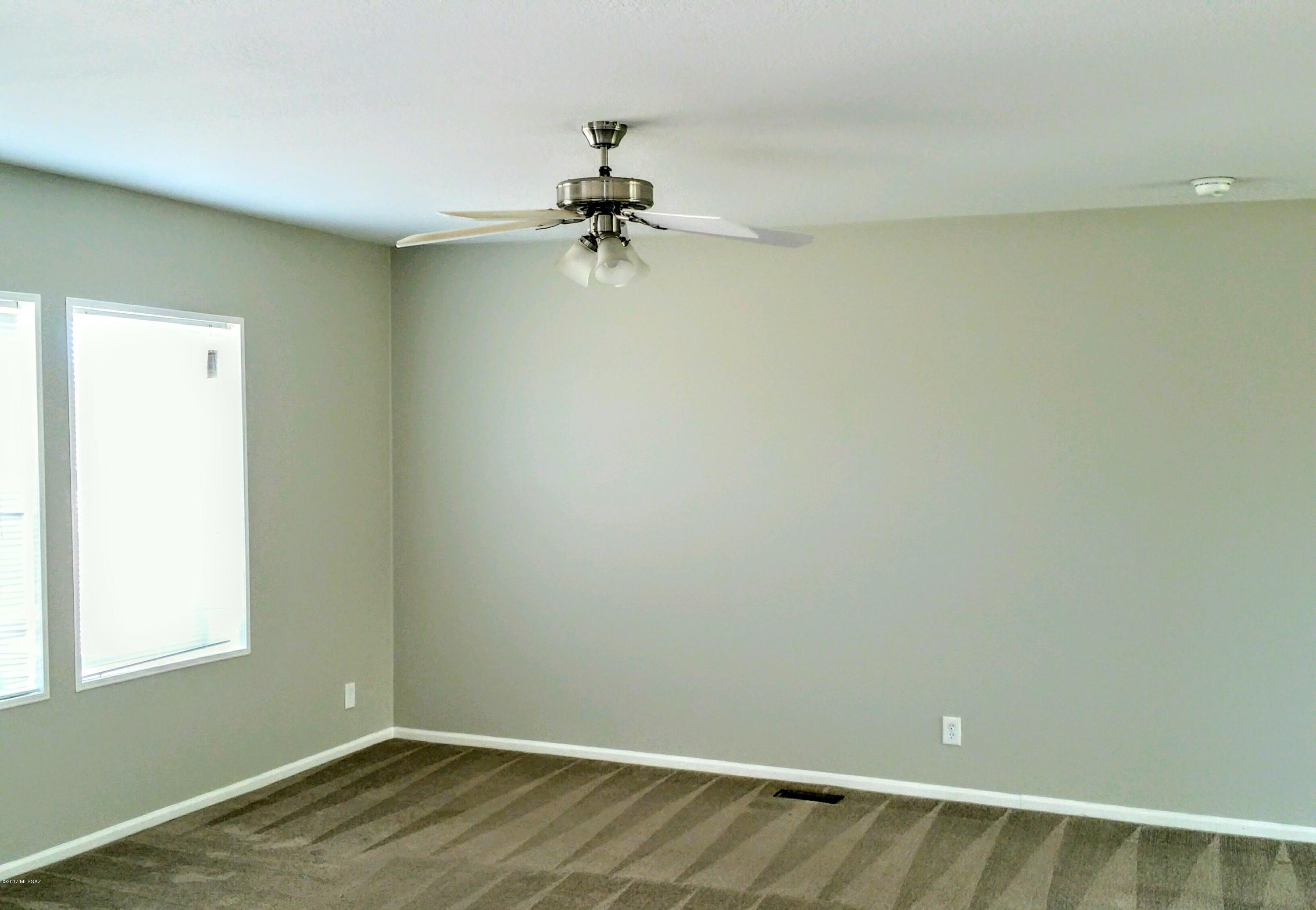 3010 East Sandburr Road Tucson, AZ 85756 - Photo 5 of 27 Gallery Image 5