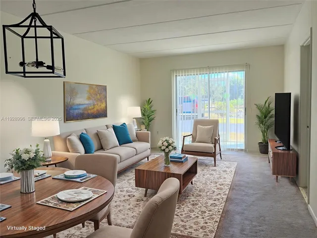 $149,000 | 649 South Tamiami Trail, Unit 112, Venice, FL 34285