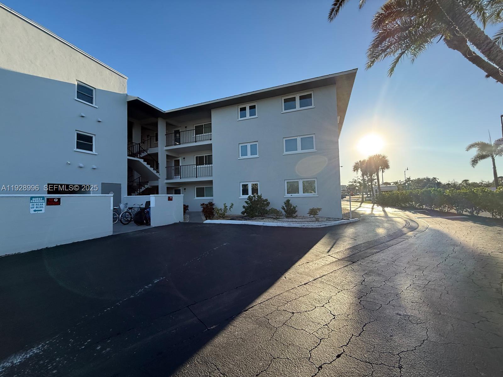 649 South Tamiami Trail, Unit 112 Venice, FL 34285 - Photo 2 of 25