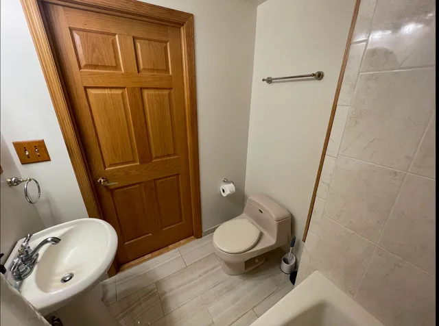 $2,400 | 11743 213th Avenue, Bristol, WI 53104