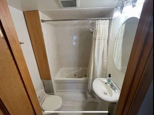 $2,400 | 11743 213th Avenue, Bristol, WI 53104