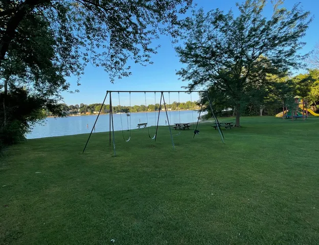 $2,400 | 11743 213th Avenue, Bristol, WI 53104