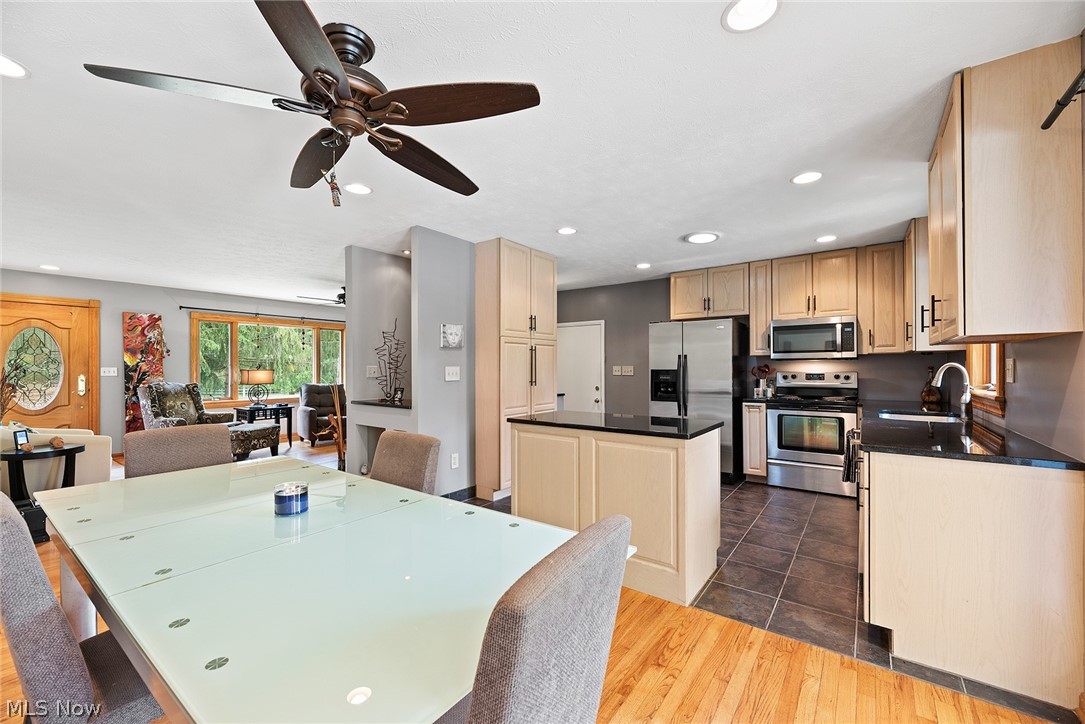 17611 Alexander Road Walton Hills, OH 44146 - Photo 6 of 35