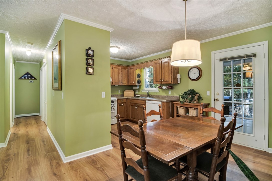 303 Choestoea Road Westminster, SC 29693 - Photo 9 of 42 Gallery Image 9