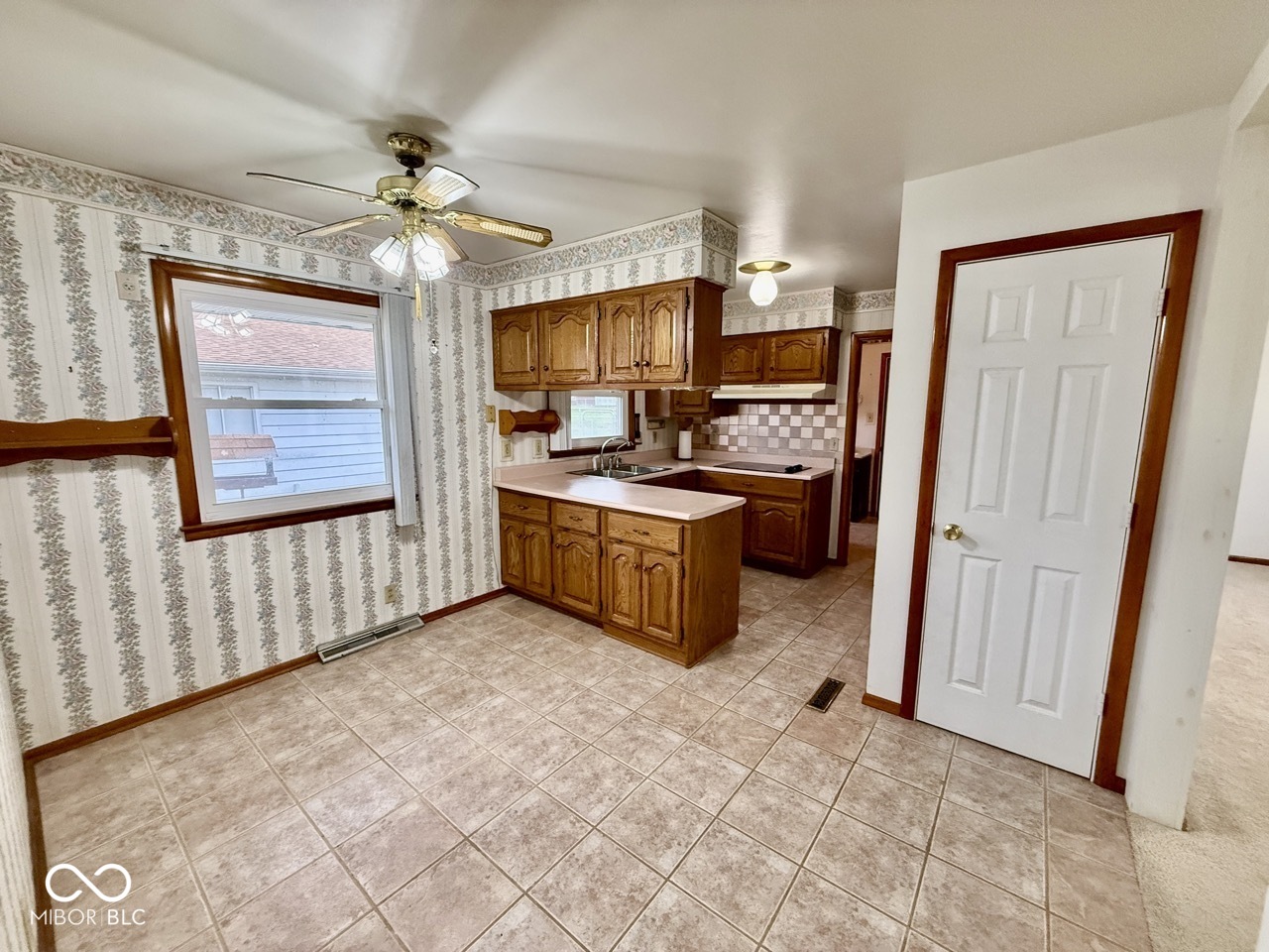 302 South Murphy Avenue Brazil, IN 47834 - Photo 8 of 24