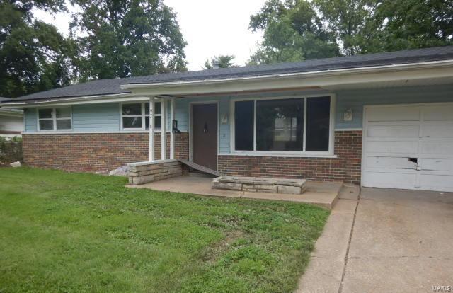 9706 Lanier Drive St. Louis, MO 63136 - Photo 2 of 7