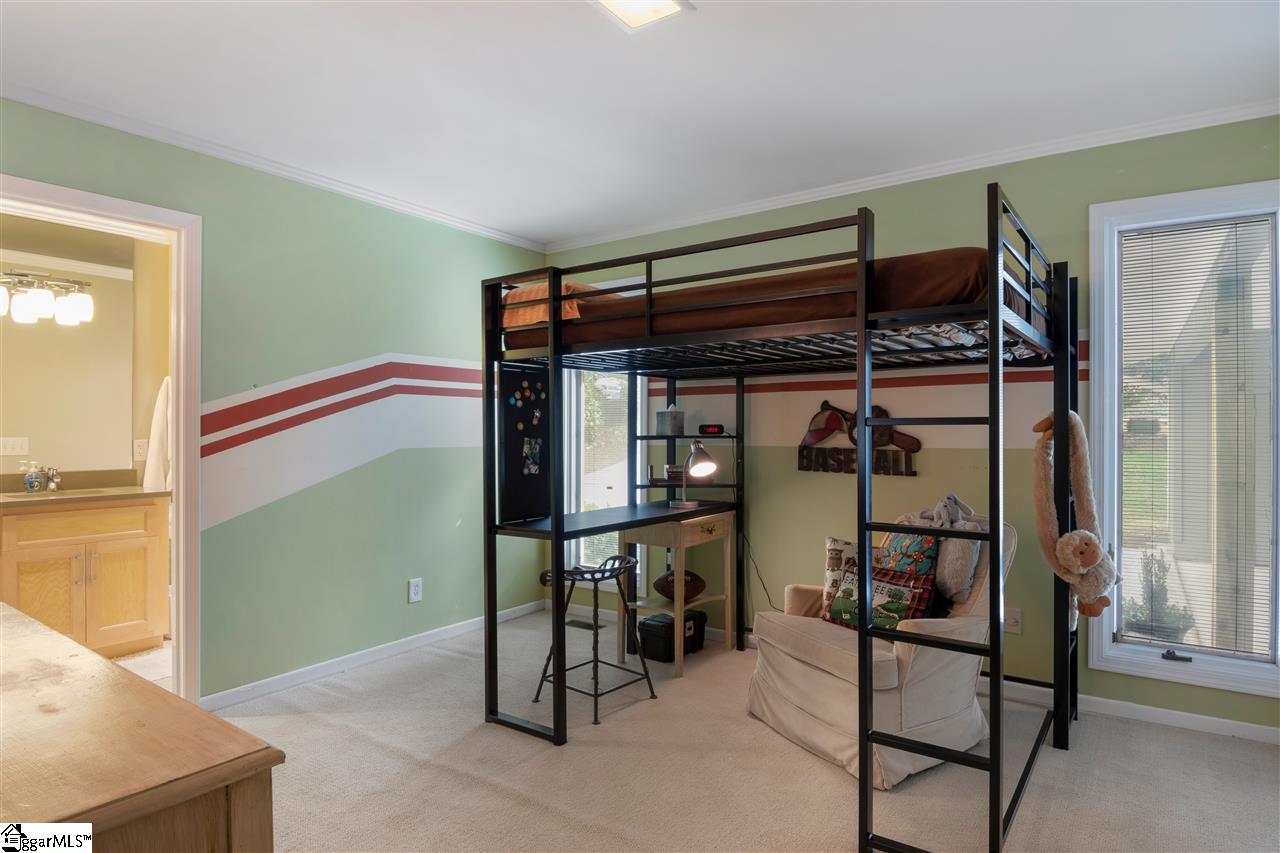 326 Henderson Road Greenville, SC 29607 - Photo 23 of 29