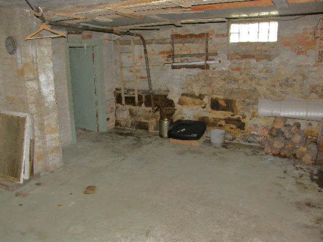 1431 East Preuss Road Manistee, MI 49660 - Photo 37 of 70 basement3