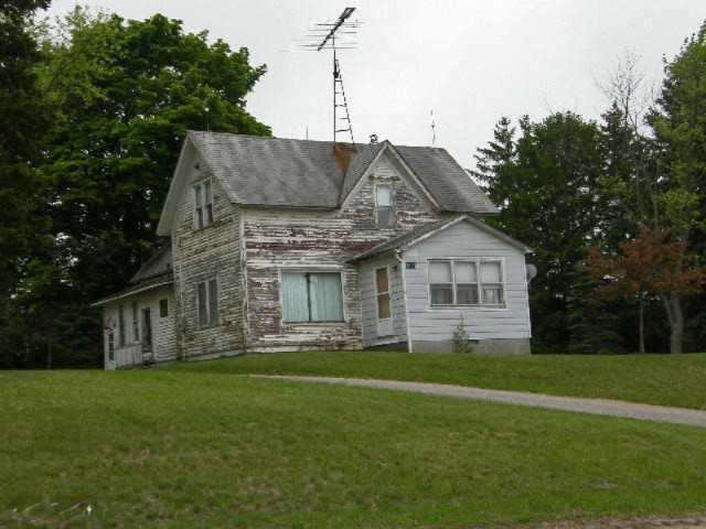 1431 East Preuss Road Manistee, MI 49660 - Photo 46 of 70 Farmhouse3