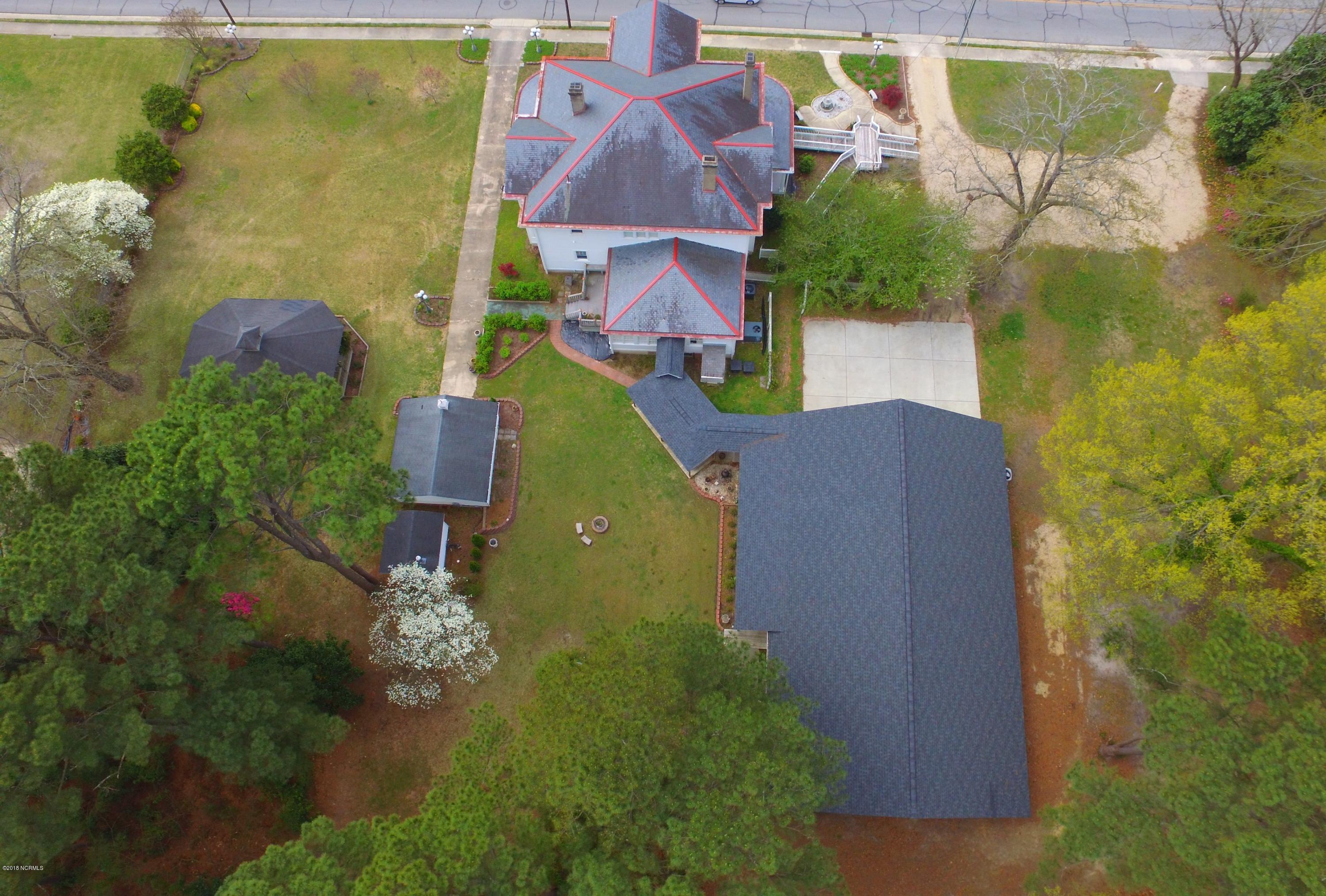 216 Sampson Street Clinton, NC 28328 - Photo 70 of 73 216 Sampson St 2