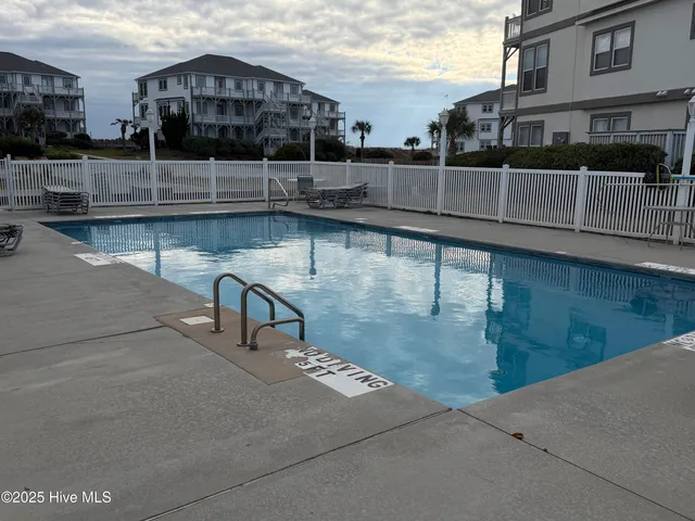 $499,500 | 2802 Pier Pointe Drive, Emerald Isle, NC 28594