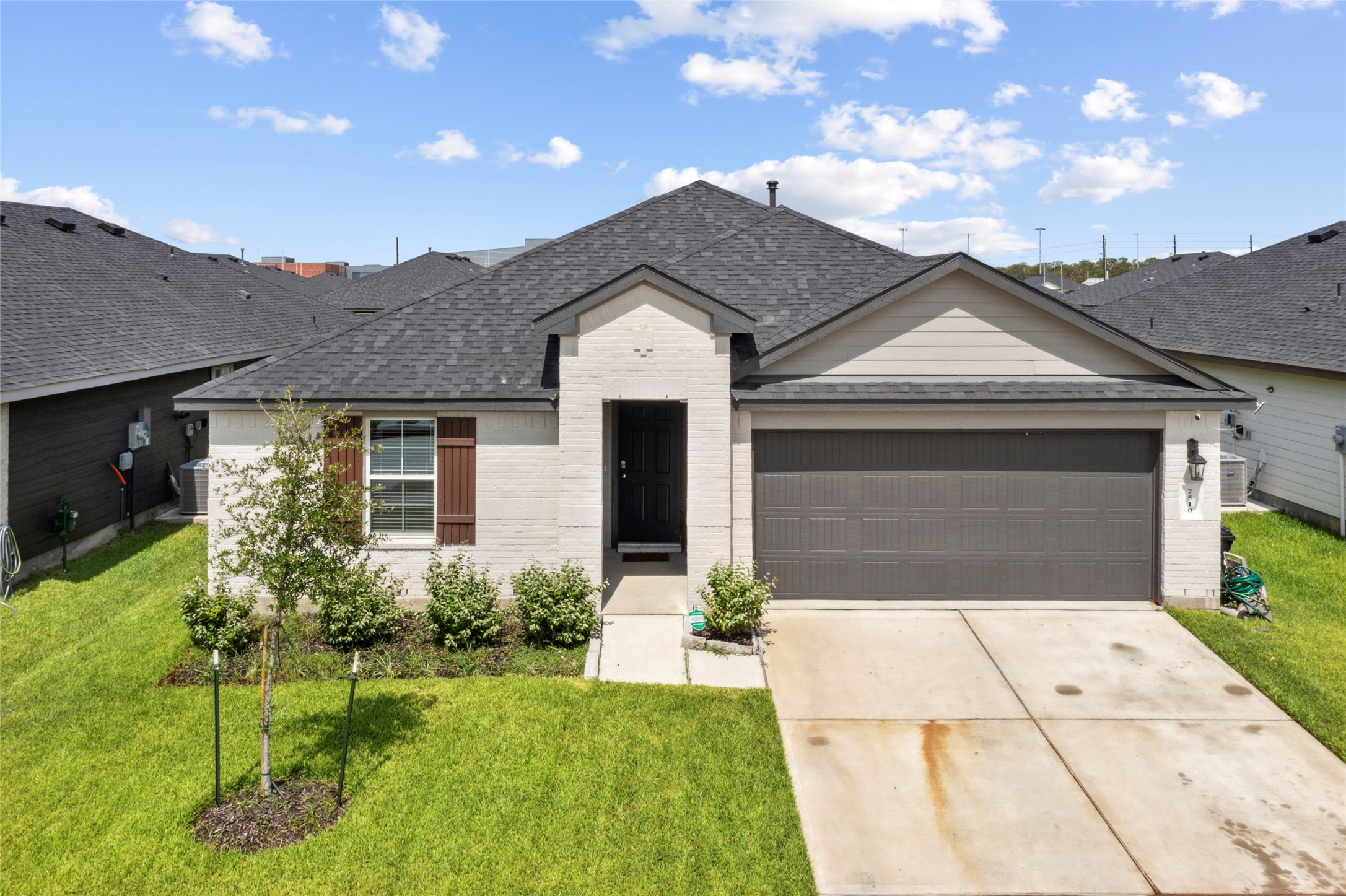 7510 Carson Court Rosharon, TX 77583 - Photo 1 of 23