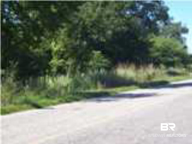 8 Edgewood Court Atmore, AL 36502 - Photo 2 of 7