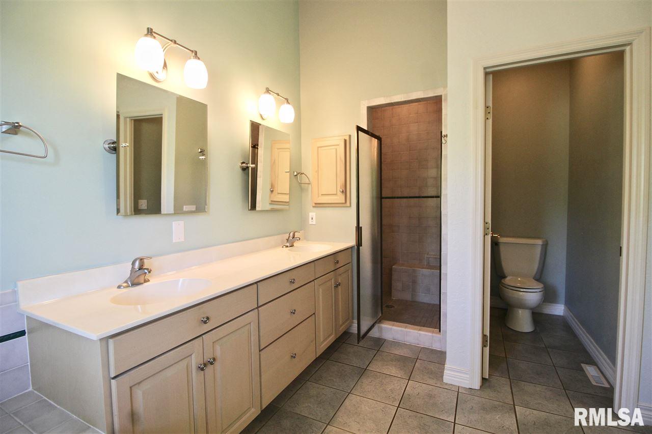 1435 California Road Pekin, IL 61554 - Photo 20 of 32 Gallery Image 20