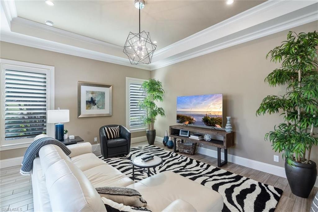 6376 Burnham Road Naples, FL 34119 - Photo 19 of 38