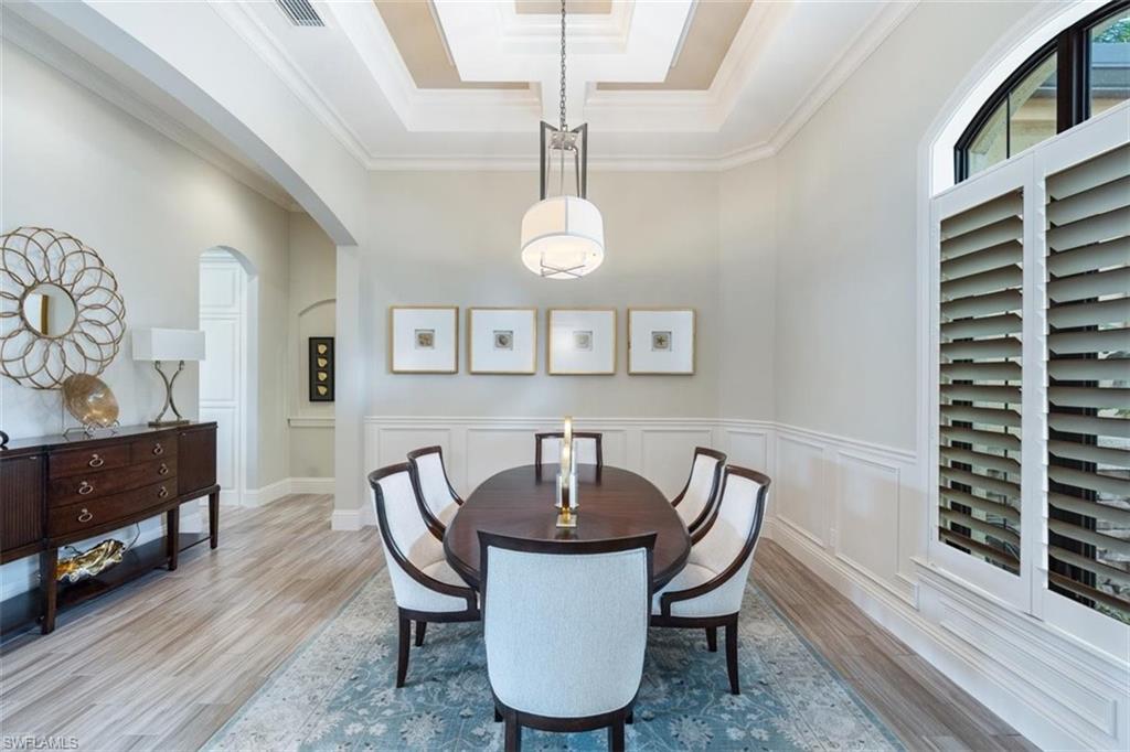 6376 Burnham Road Naples, FL 34119 - Photo 6 of 38