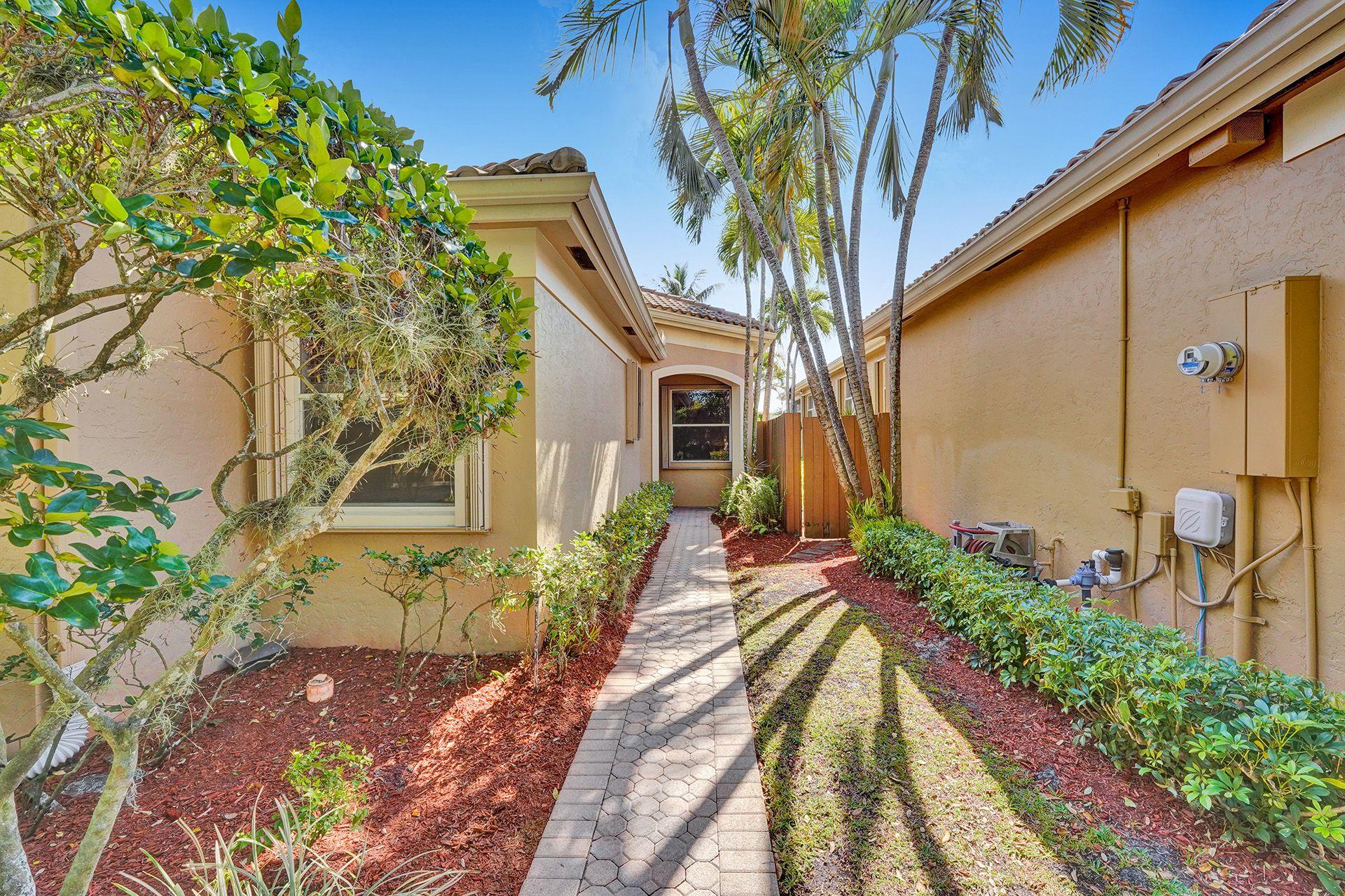 2424 Northwest 67th Street Boca Raton, FL 33496 - Photo 4 of 54 DSC03251