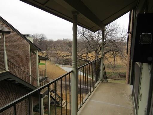 5981 Arapaho Road, Unit 1002 Dallas, TX 75248 - Photo 7 of 16 a view of balcony