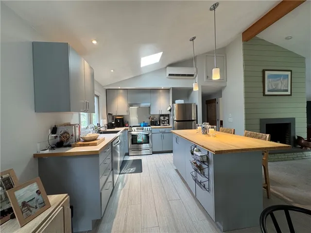 $3,500 | 15 Bliss Mine Road, Middletown, RI 02842