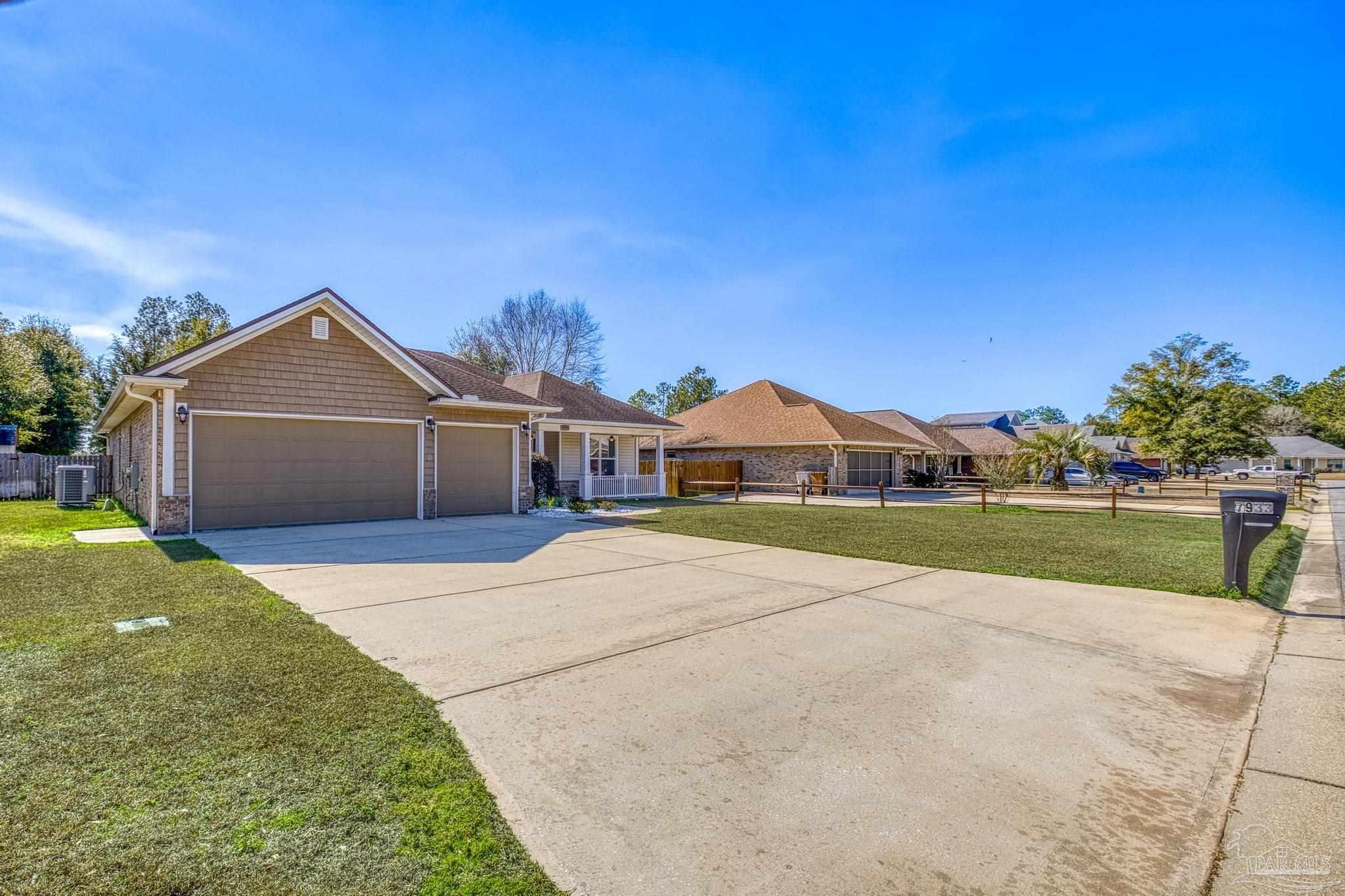 7933 Silver Maple Drive Milton, FL 32583 - Photo 8 of 70