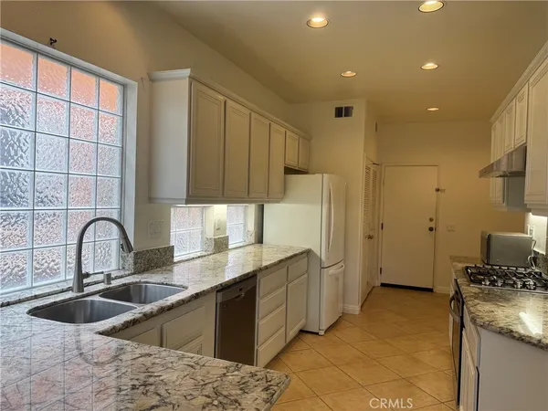 $4,800 | 41 Altezza, Irvine, CA 92606