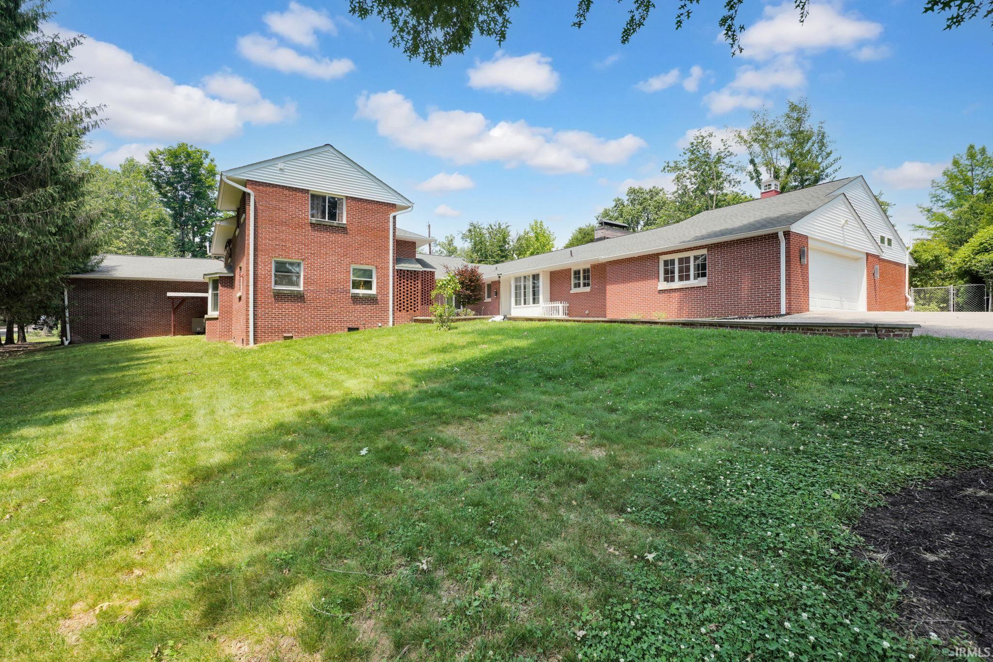 1241 Winfield Road Bloomington, IN 47401 - Photo 2 of 50