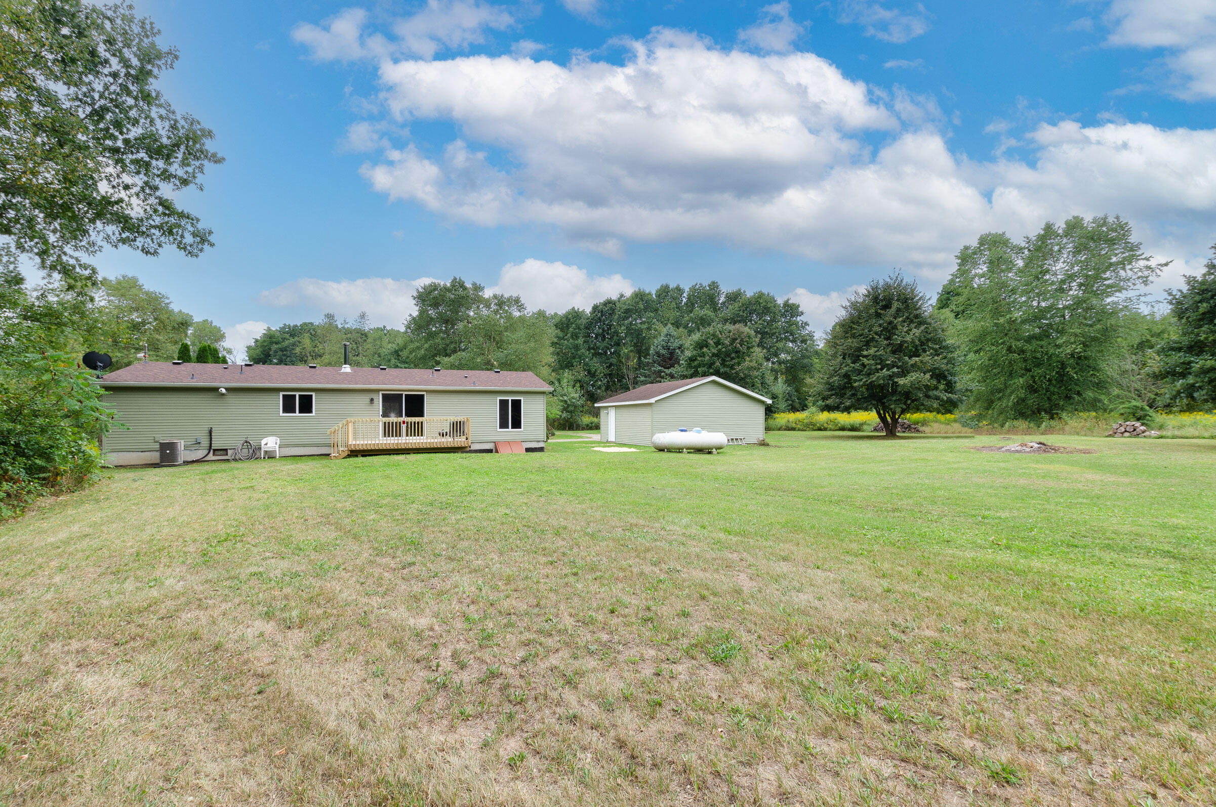 2512 Elliott Road Jackson, MI 49201 - Photo 27 of 30 27