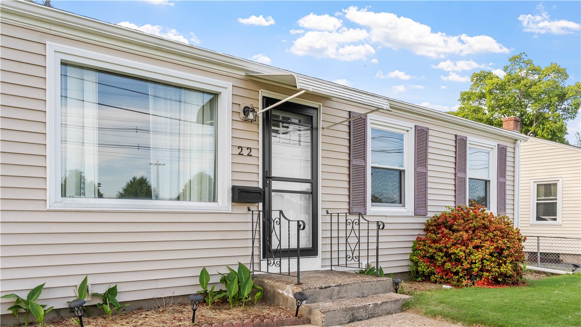 22 Balbo Street Pawtucket, RI 02860 - Photo 2 of 18