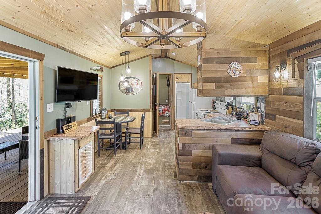 16 Standing Rock Ridge Maggie Valley, NC 28751 - Photo 7 of 20