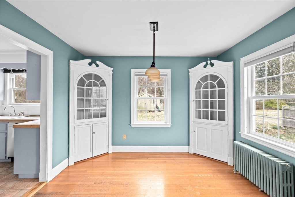 77 Cushing Road Cohasset, MA 02025 - Photo 6 of 16