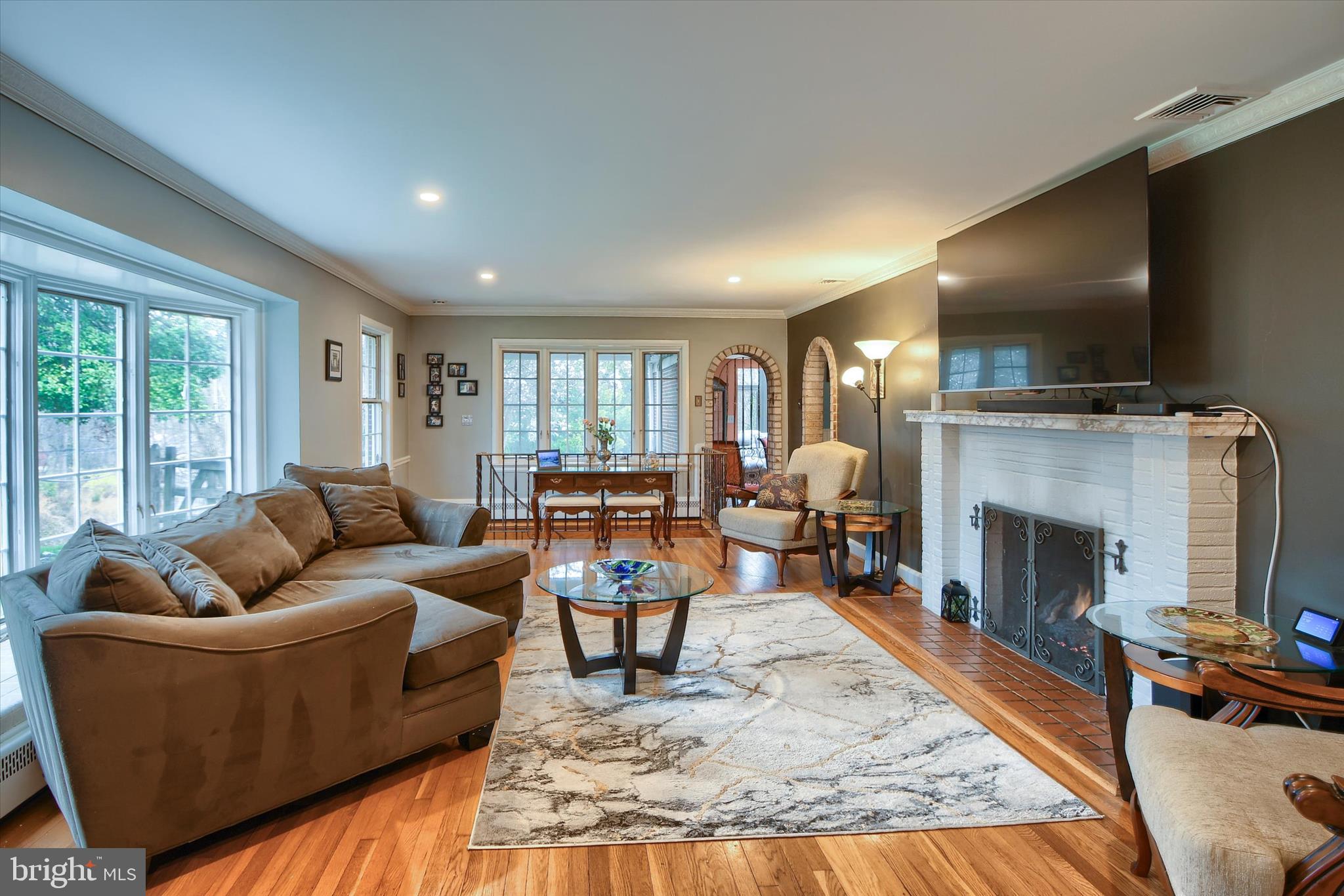 4 Bullens Lane Wallingford, PA 19086 - Photo 13 of 90 Living Room
