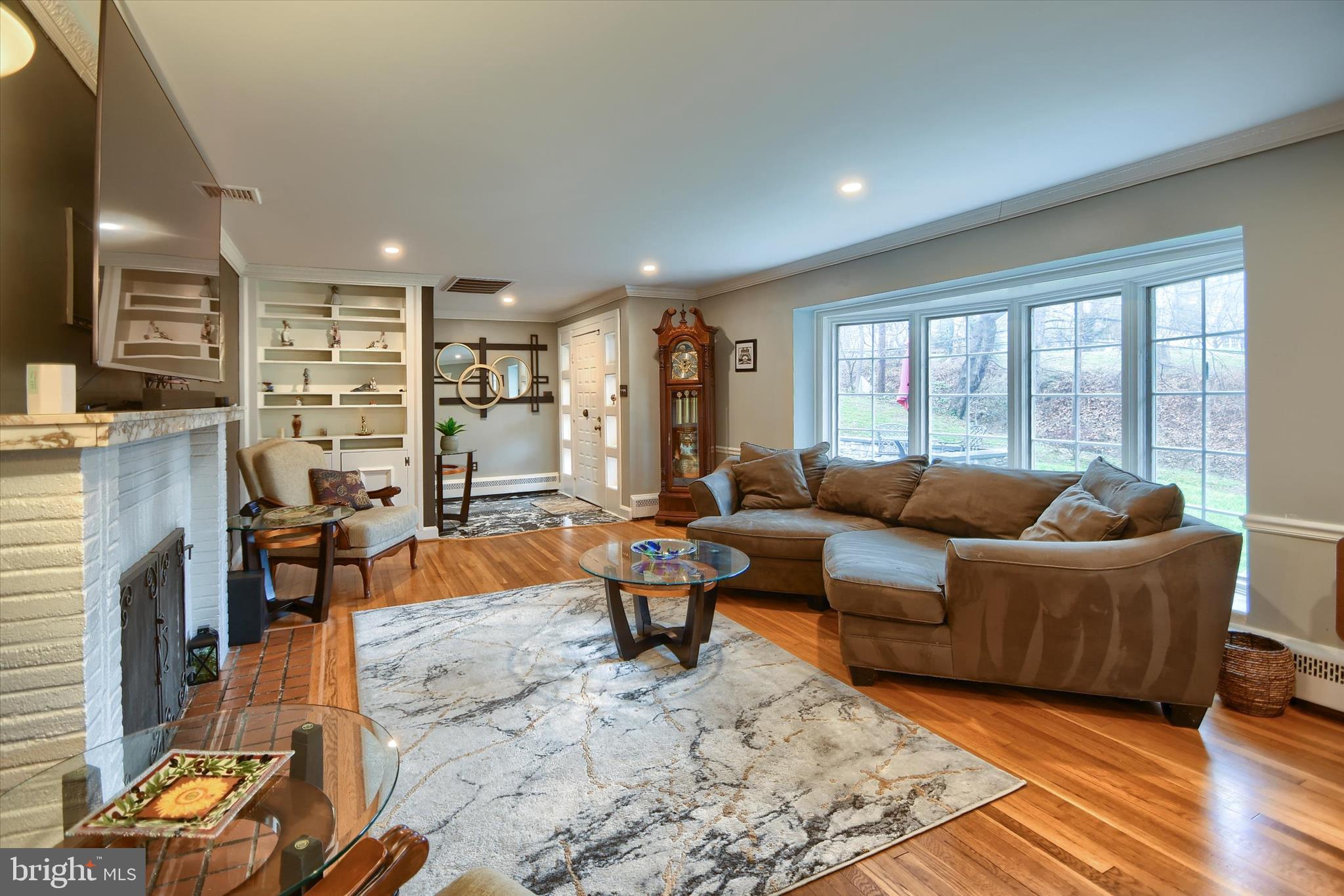 4 Bullens Lane Wallingford, PA 19086 - Photo 15 of 90 Living Room