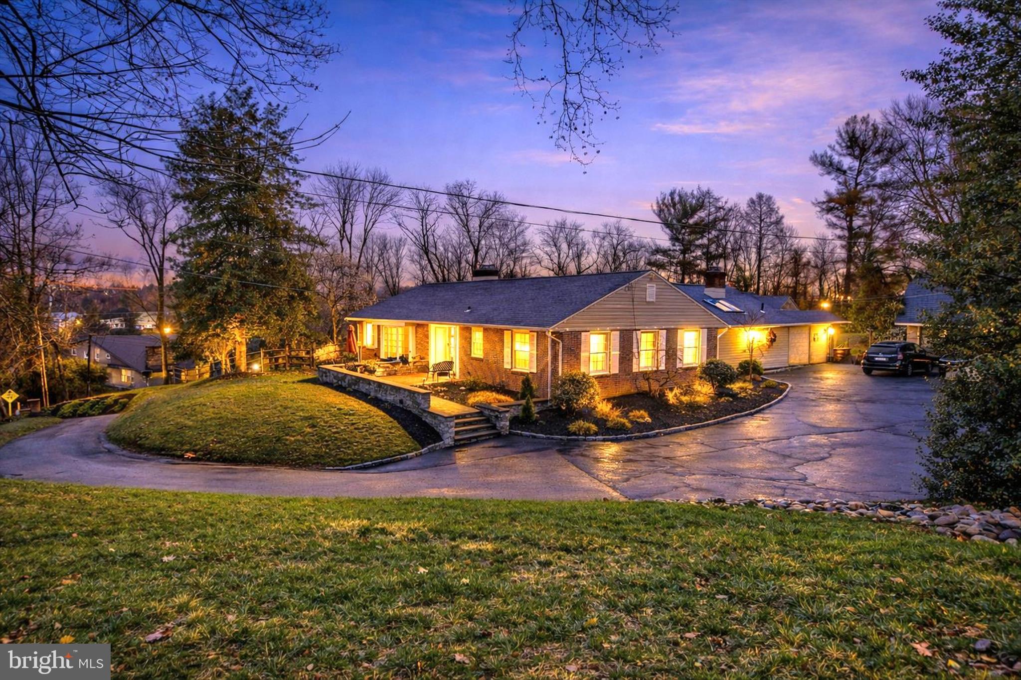 4 Bullens Lane Wallingford, PA 19086 - Photo 2 of 90 Twilight