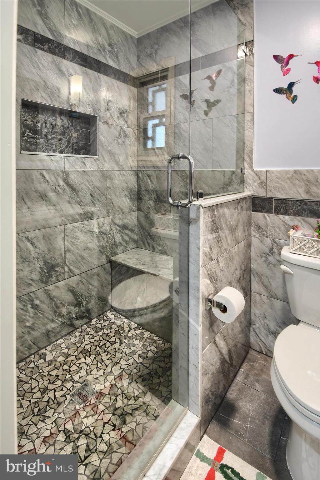 4 Bullens Lane Wallingford, PA 19086 - Photo 33 of 90 Full Hall Bath