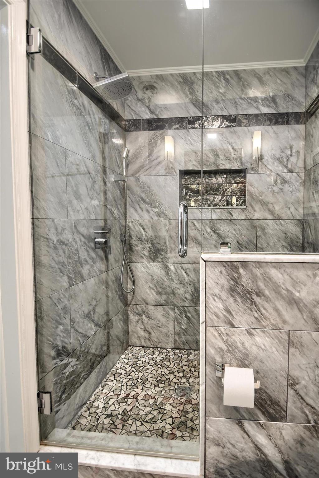 4 Bullens Lane Wallingford, PA 19086 - Photo 34 of 90 Full Hall Bath