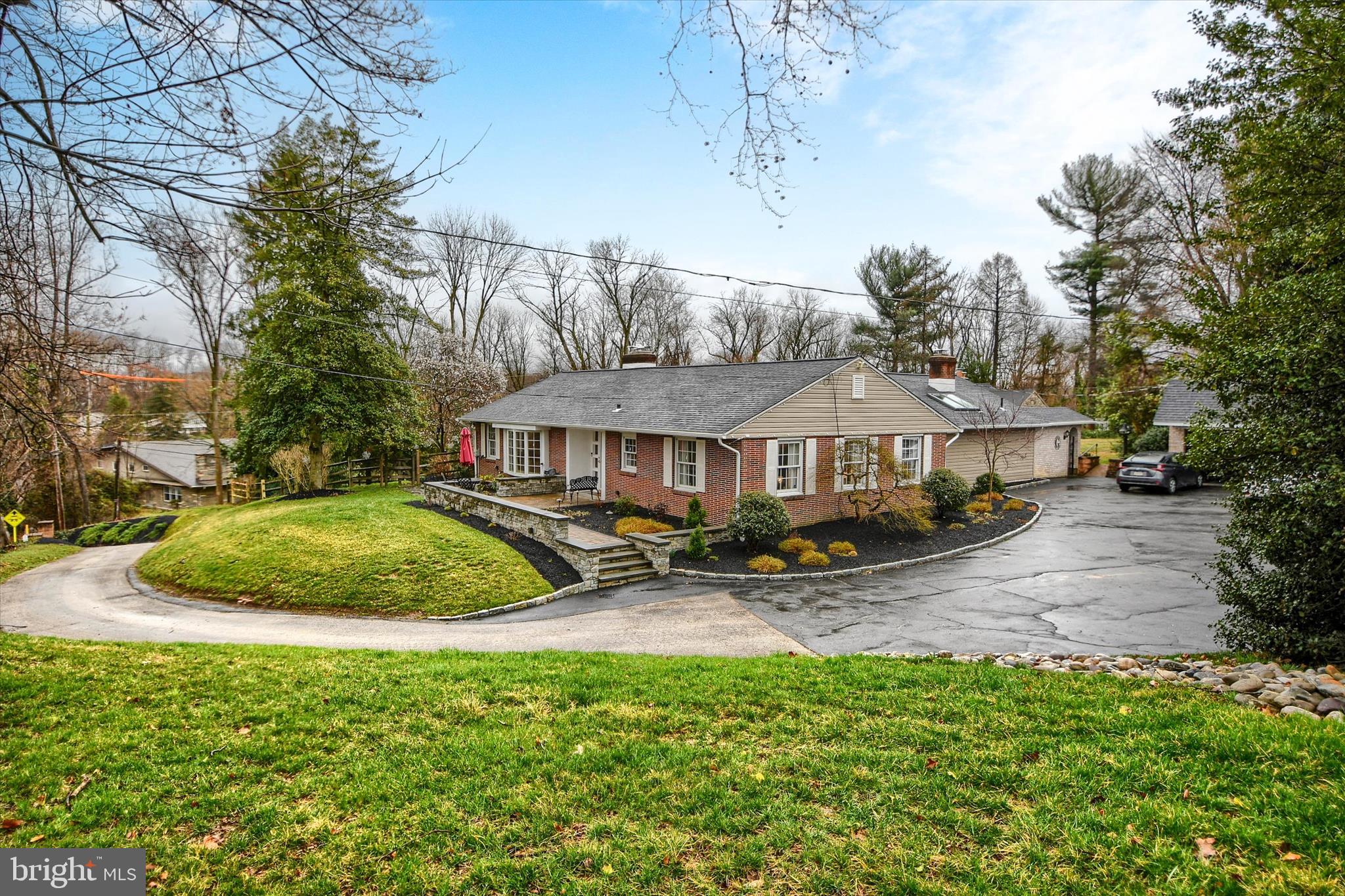4 Bullens Lane Wallingford, PA 19086 - Photo 4 of 90 Front angle exterior