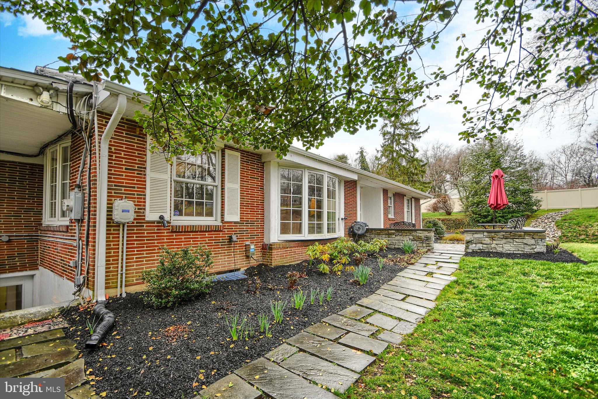 4 Bullens Lane Wallingford, PA 19086 - Photo 55 of 90 Front Exterior
