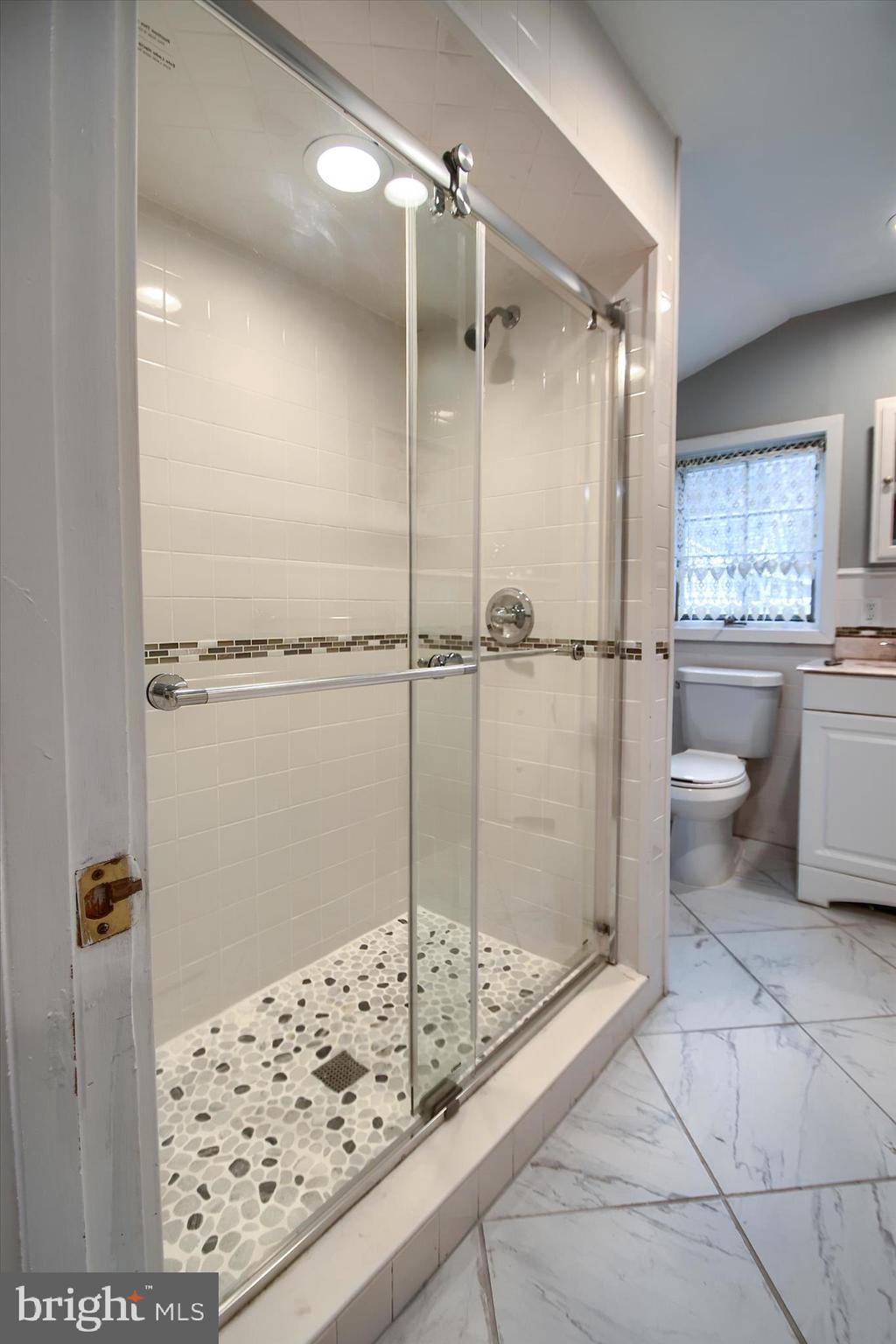 4 Bullens Lane Wallingford, PA 19086 - Photo 75 of 90 Guest House Full Bath