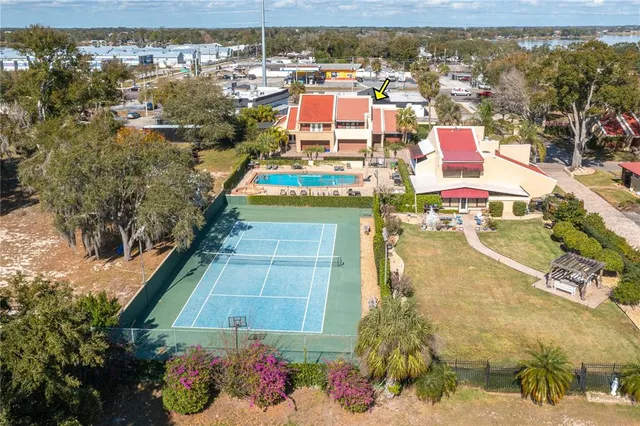 a picture of city view