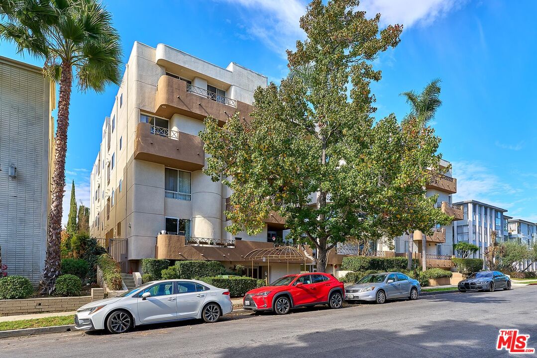 333 Westminster Avenue, Unit 204 Los Angeles, CA 90020 - Photo 25 of 27