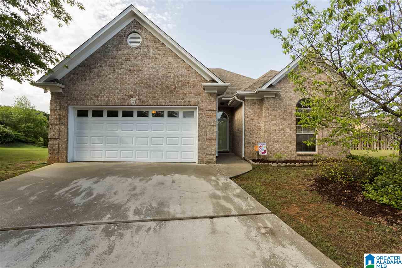 1013 Daventry Way Calera, AL 35040 - Photo 1 of 16