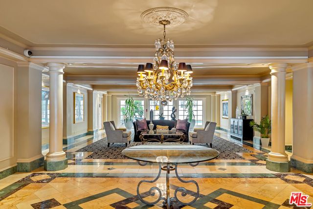 $4,495 | 930 North Doheny Drive, Unit 206, West Hollywood, CA 90069